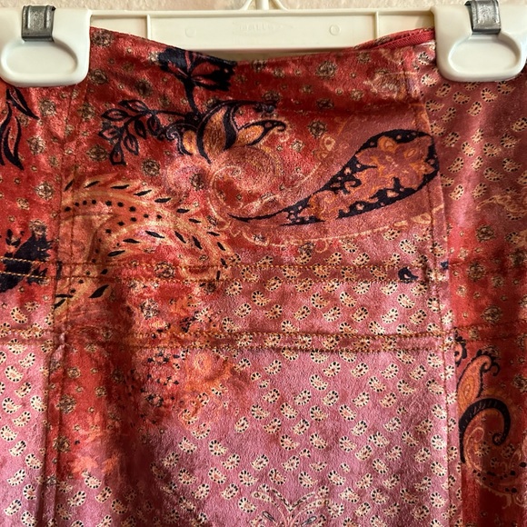Free People NWT Velvet Midi Skirt With Front Slit Size XS - Picture 5 of 6
